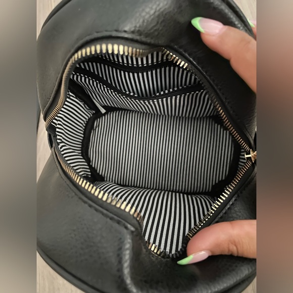 Mini backpack - Picture 4 of 4